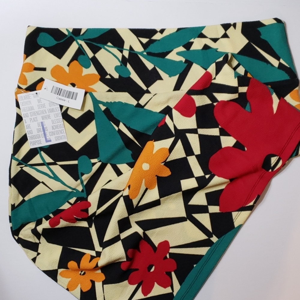 LuLaRoe Cassie Skirt
